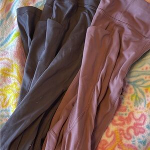 Set of Two Leggings in Shady Purple and Mauve